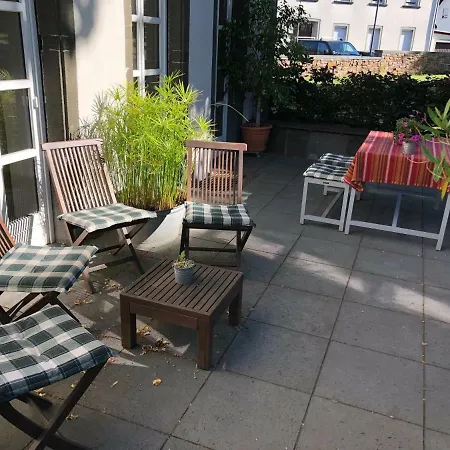 Stiftsherrenhaus * Münstermaifeld