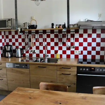 Stiftsherrenhaus Apartment Münstermaifeld