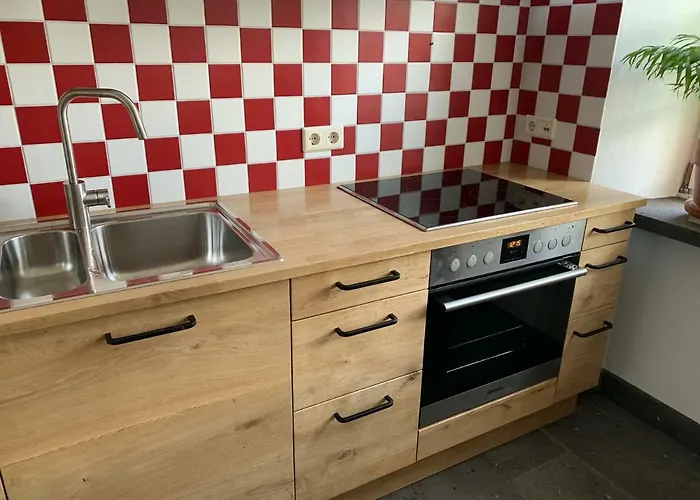 Stiftsherrenhaus * Münstermaifeld